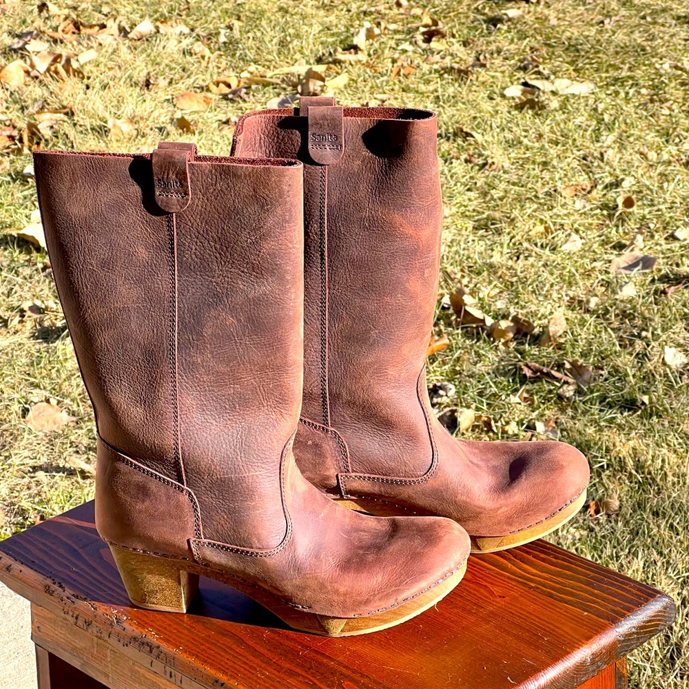 Sanita Boots, size 9